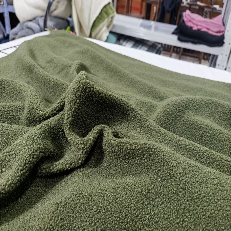 China Factory 100% Polyester Soft Teddy Bear Plain Fleece Fabric for Blanket Women Men Coat Toys