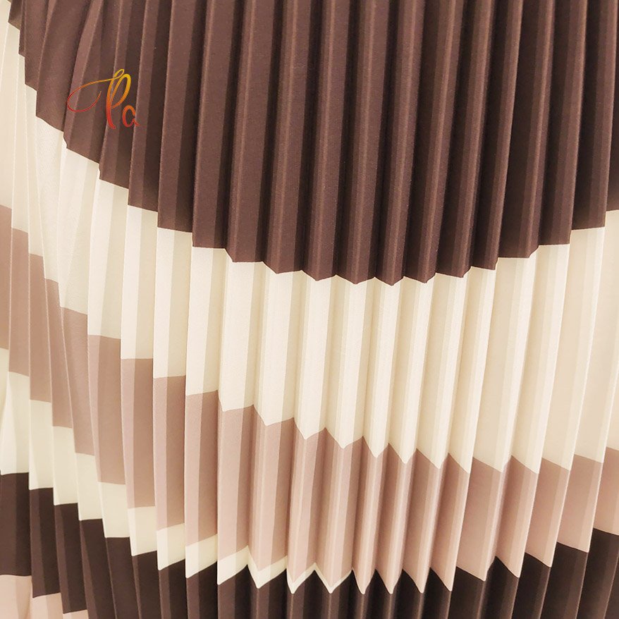 New Fashion Polyester Woven Color Block Stripe Printed Chiffon Pleated Fabric For High End Women Dress