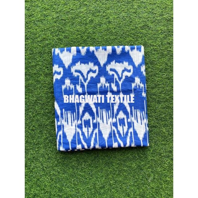 Wholesaler of Indian Screen Printed 100% Cotton Fabric Raw Material For Dress Lightweight Cotton Printed Fabric