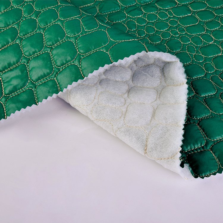 Wholesale waterproof pongee microfiber quilt fabric for Winter Coat Woven