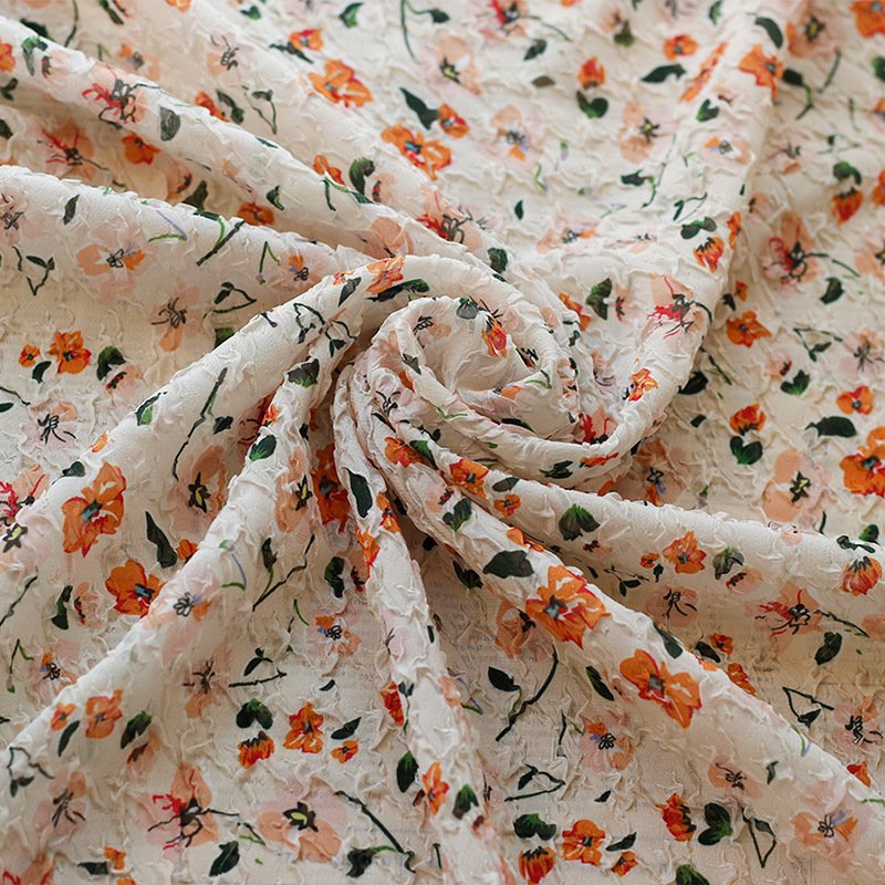 Factory Wholesale High Quality Plain Woven Dyed Polyesterf Lower Print Bubble Pressed Fabric Wholesale