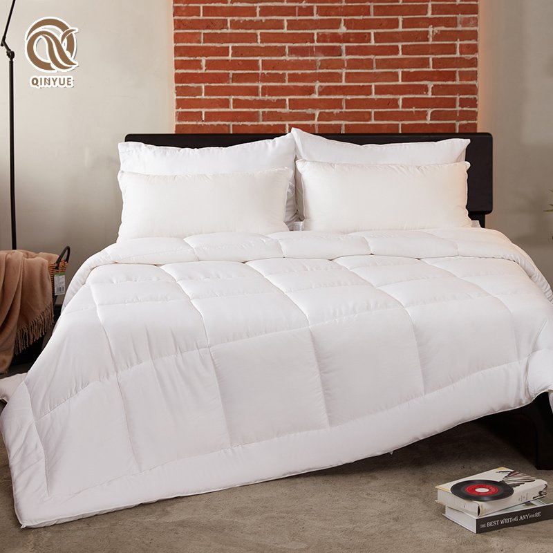 Christmas Hotel King Size Lightweight Wholesale Low Price Winter Antibacterial And Insect Resistant Bamboo Duvet King Inner
