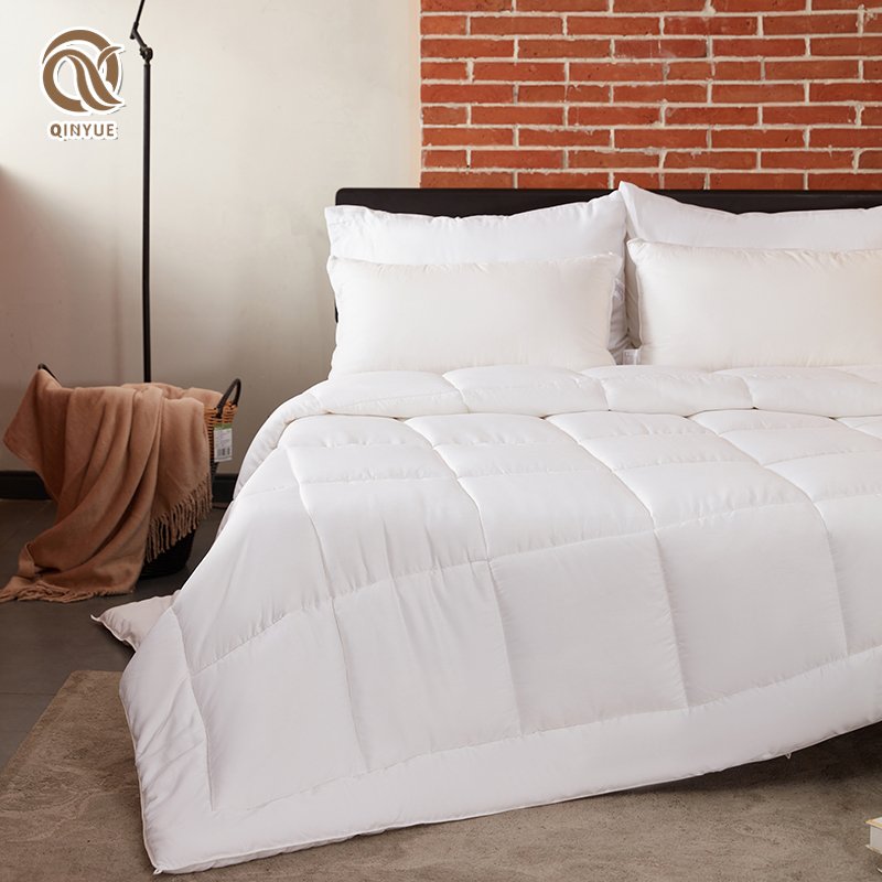 Christmas Hotel King Size Lightweight Wholesale Low Price Winter Antibacterial And Insect Resistant Bamboo Duvet King Inner