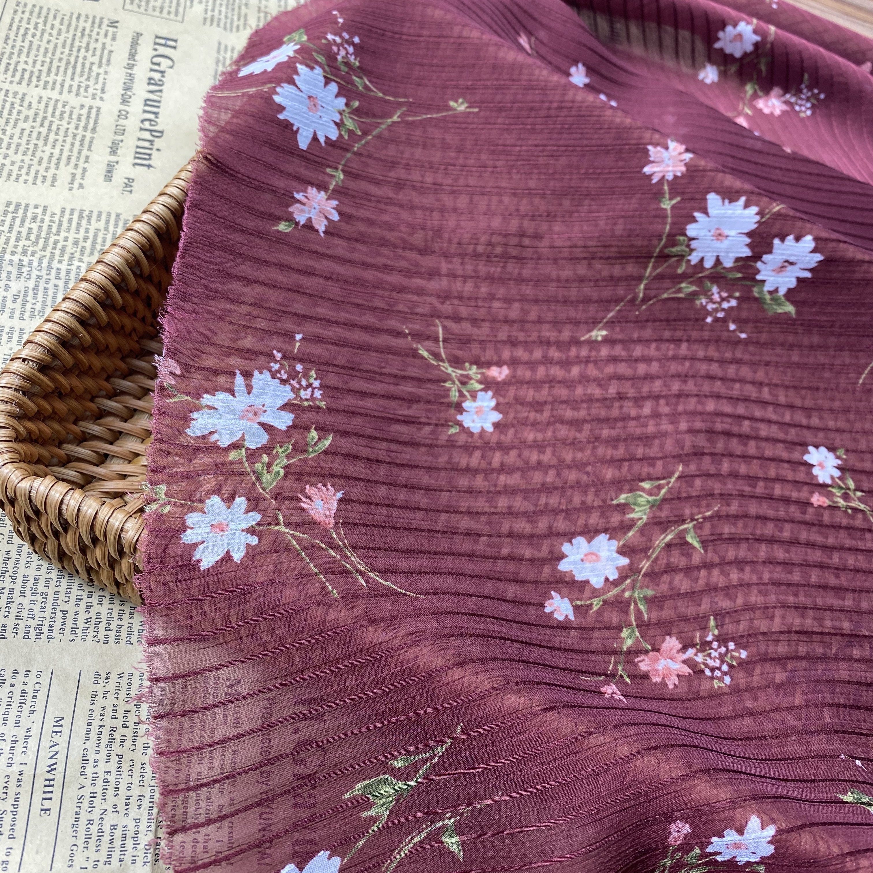 NEW FASHION 75D floral printed crinkled stripe Chiffon Fabric 100 polyester crepe printed dress fabric for women clothing