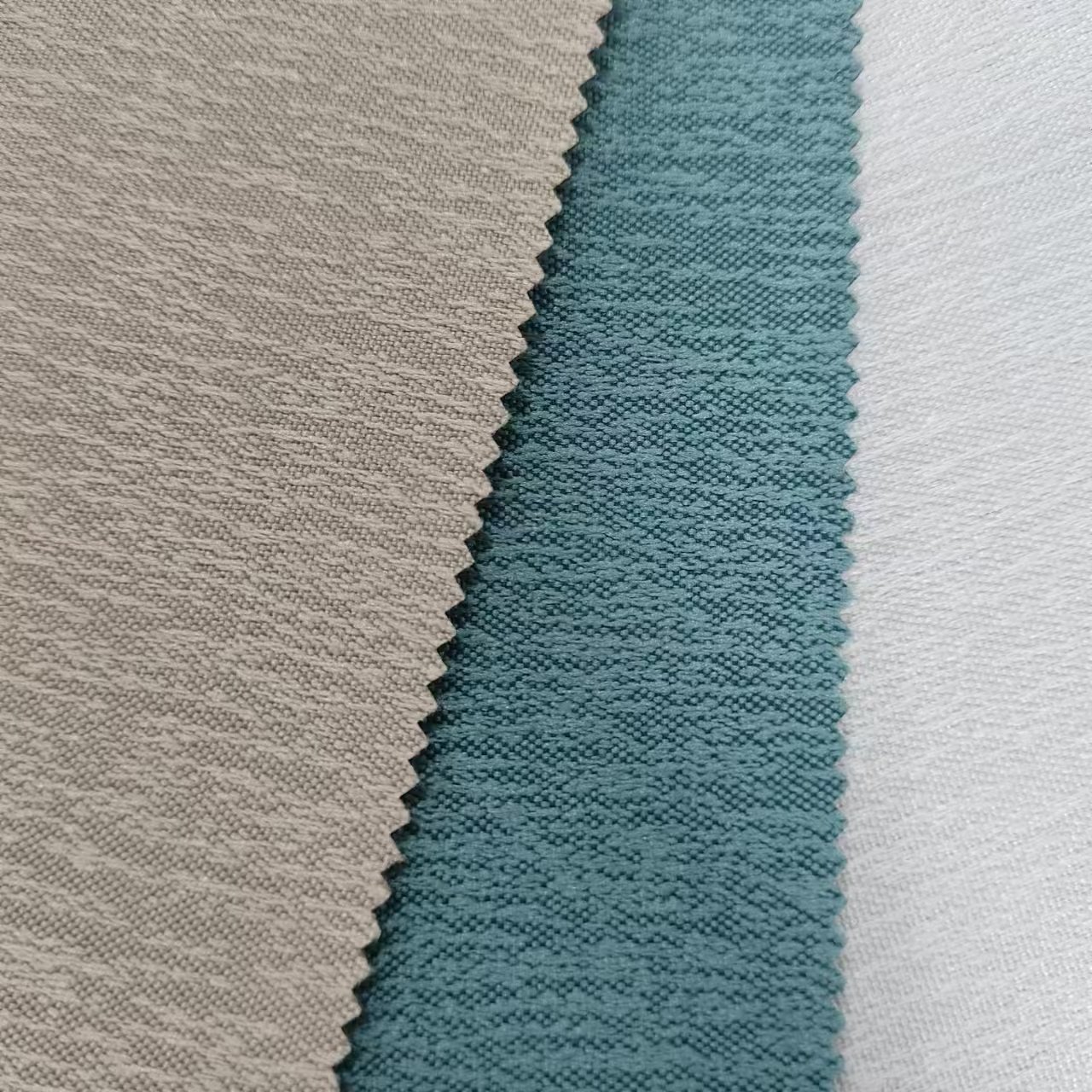 Hot seller 100% Polyester Jacquard Curtain Fabric Continuous Curtain Fabric for living room
