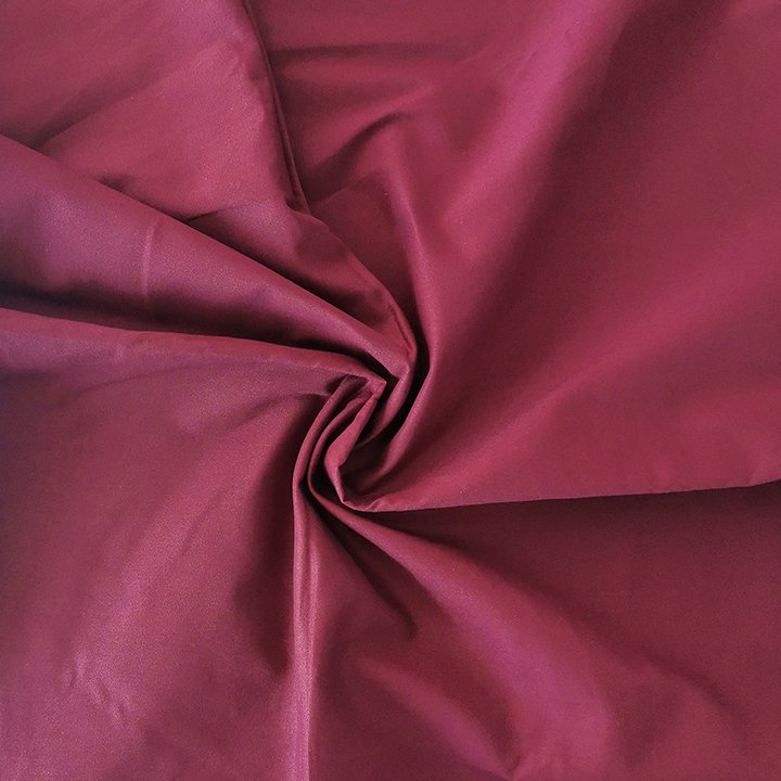 Factory Hot Sale 100% Cotton Plain Woven Fabrics for Girls' Clothing, Dresses and Garments