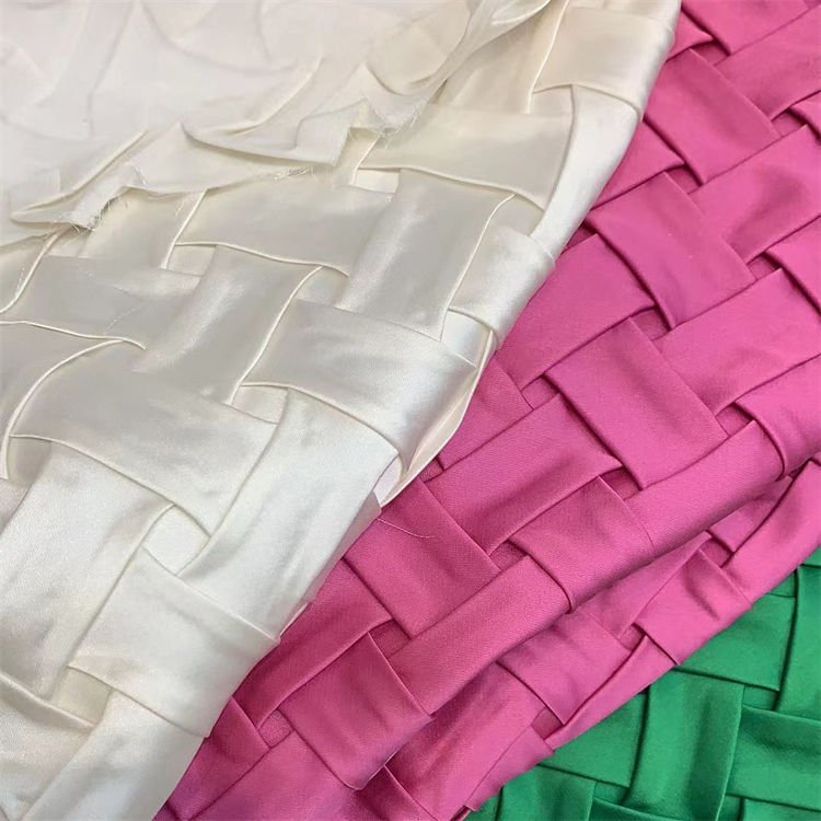 Custom color 60cmx80cm woven Plain soft clothing fabric polyester fancy pleat fabrics for clothing for party dress