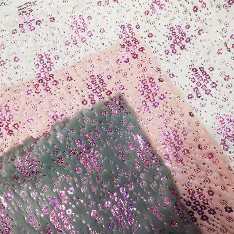 Recycled Fur 2023 New Fashion Stripe Bronzing Dyed Faux Fur Plush 100% Polyester Fabric Shoes Fabric Knitted Warp 150D