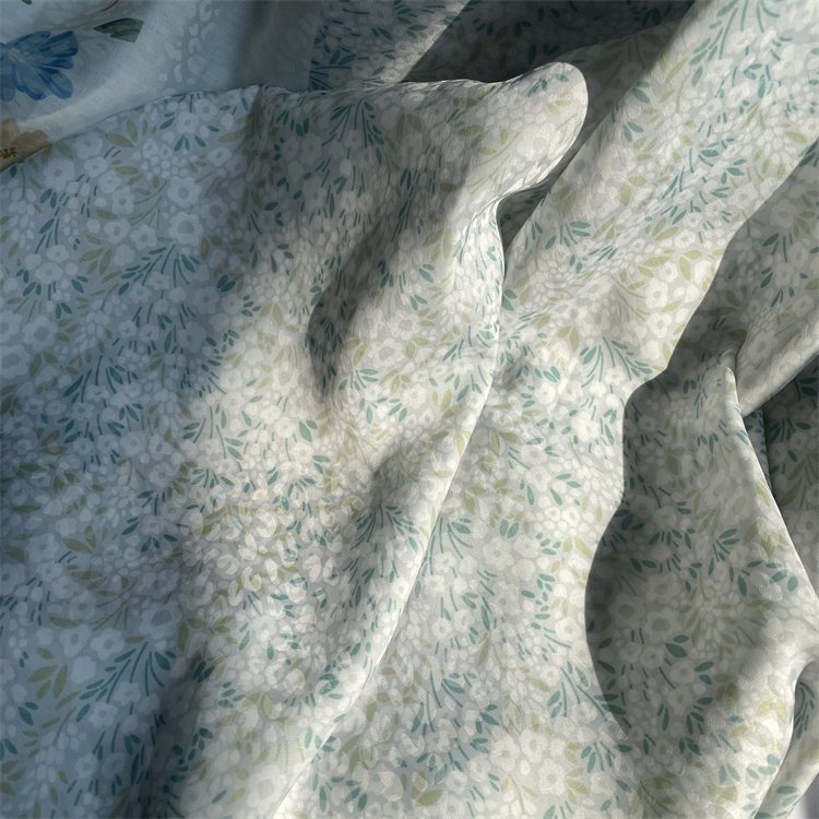 CLOTHING FABRIC GOOD SALE SUPER SOFT 2021 floral print fabric SATIN JACQUARD PAJAMA FABRICS FOR SLEEPING WEAR