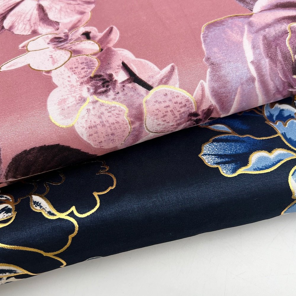 Eco-friendly Customized Design 100% Polyester Woven Digital Printed Floral Foil Satin Printing Fabric For Bag Dress