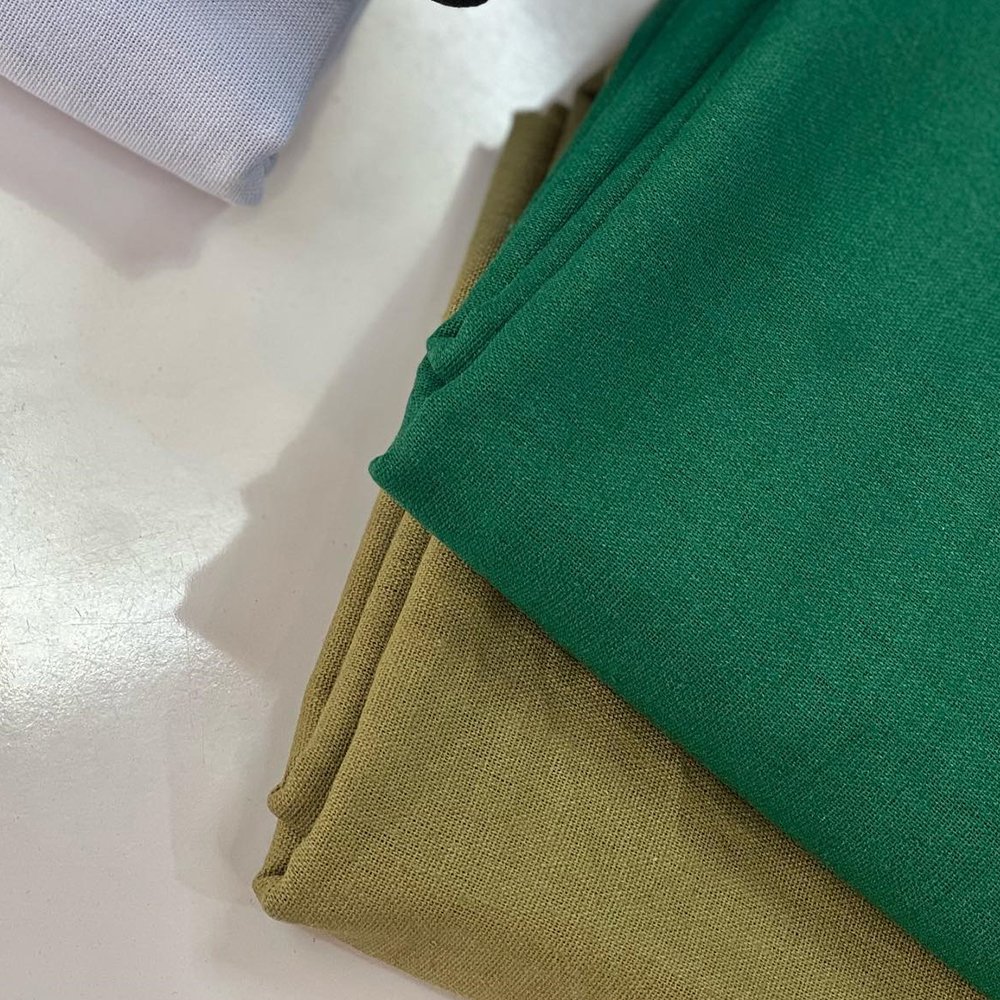 Wholesale Manufacturers Pure Flax French Linen Sandwashed Fabric Plain Dyed Linen Woven Organic 100% Linen Fabric