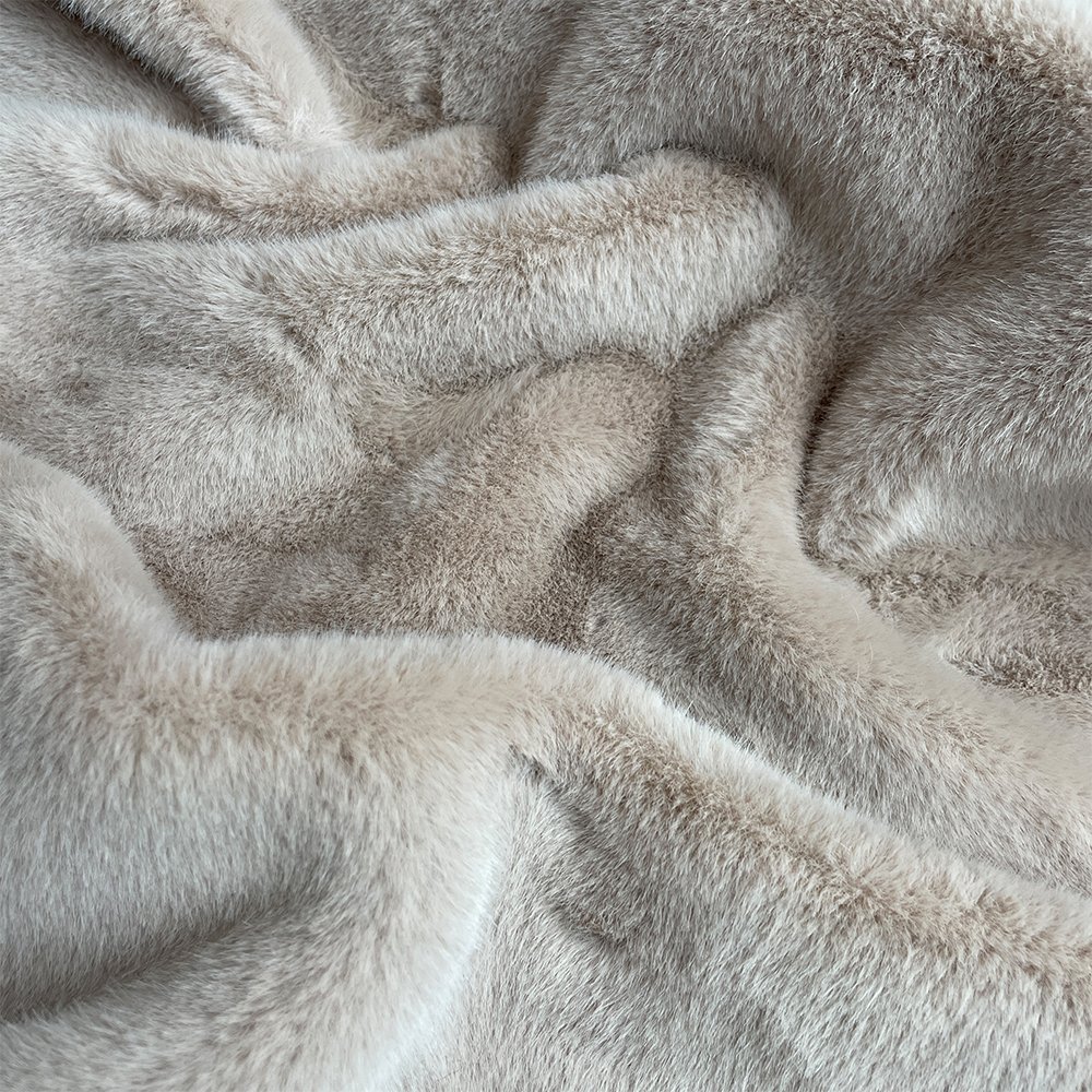 100% Polyester Soft Rabbit Fur For Garments High Quality Comfort Luxury Mink Fox Fabric For Garment