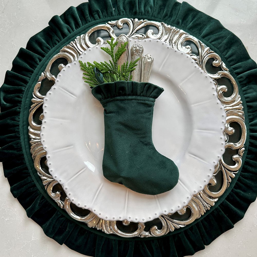 Wholesale 40*40cm Luxury Ruffle edge Round Velvet napkins for wedding lannel table dining room restaurant hotel Table Decoration