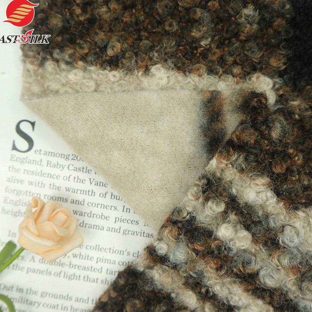Fabric Manufacturer Wholesale Teddy Fleece Fabric 100% Polyester Boucle Printed Knit Fabrics For Autumn and Winter Clothing