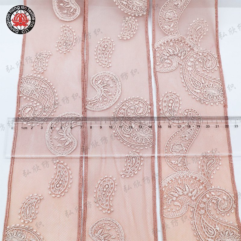 Elegant pink retro pattern can be customized with 7cm lace embroidery lace mesh fabric