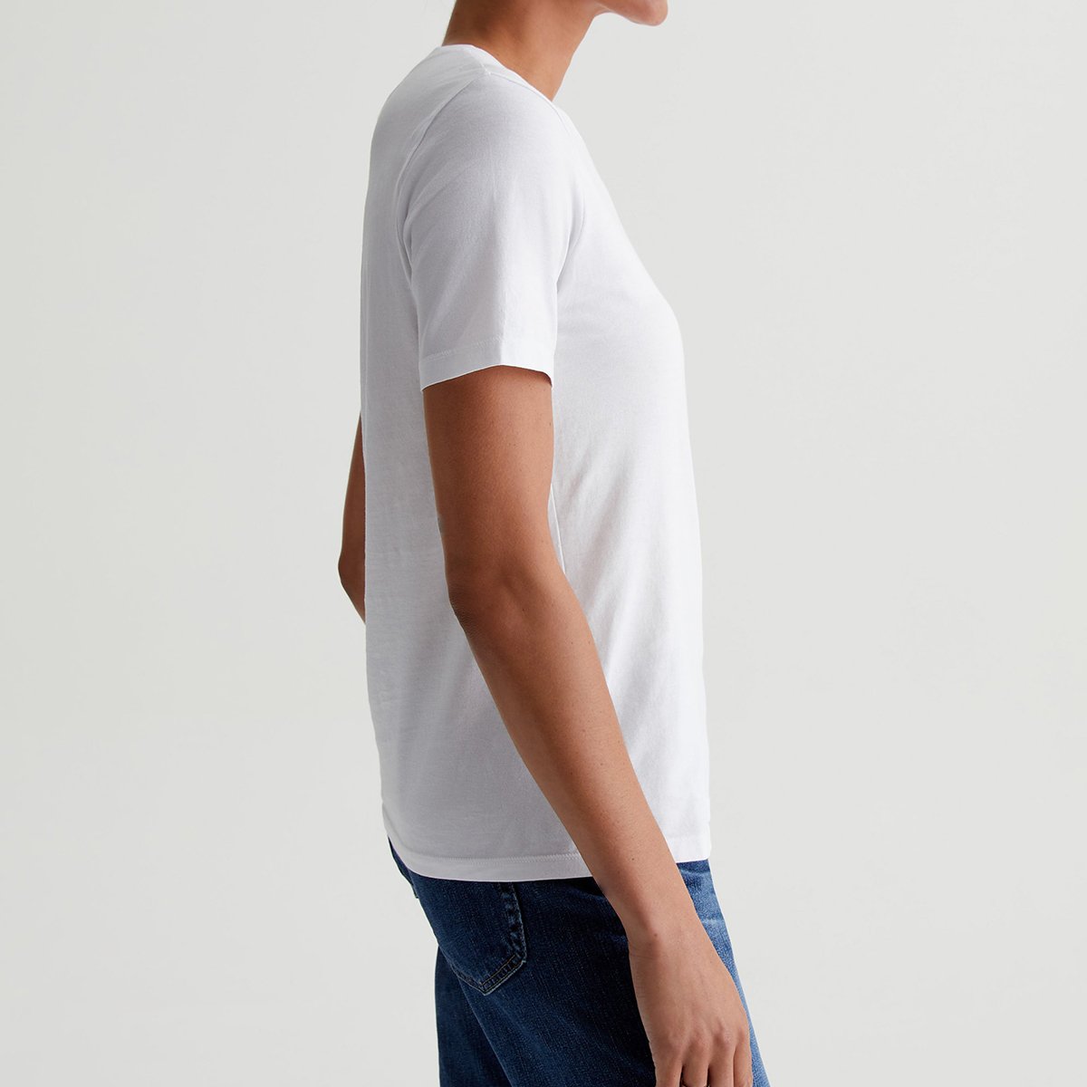 OEM/ODM Women's Crew Neck Tee - 100% Cotton, Luxurious Comfort Knit, Classic White, Short Sleeve Rib Neckband, Anti-Twist Fabric