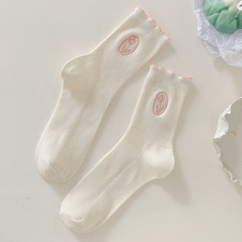 Ins Korean girls fashion tube socks embroidery flower stringy selvedge knit socks cotton socks for girl