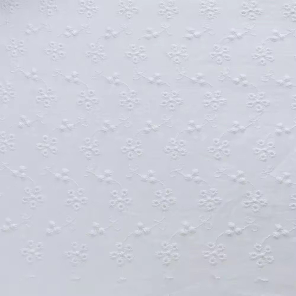 China High Quality Custom Water Soluble Lace 100% Cotton Eyelet Fabric Embroidered Cloth Cotton Embroidery Fabric For Dress