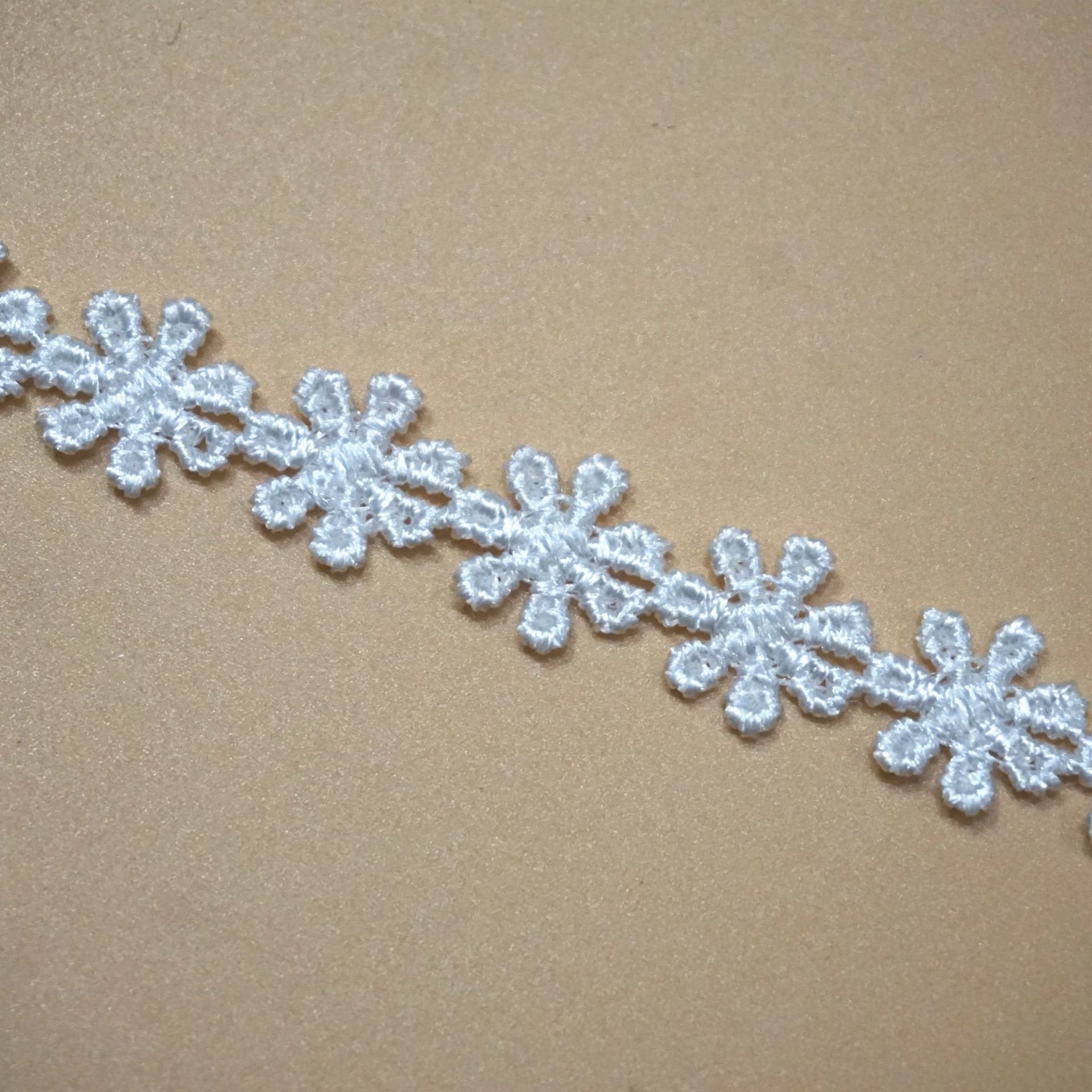 Water-soluble ivory ready to ship lace trim embroidery flower strips for clothing LT2662B