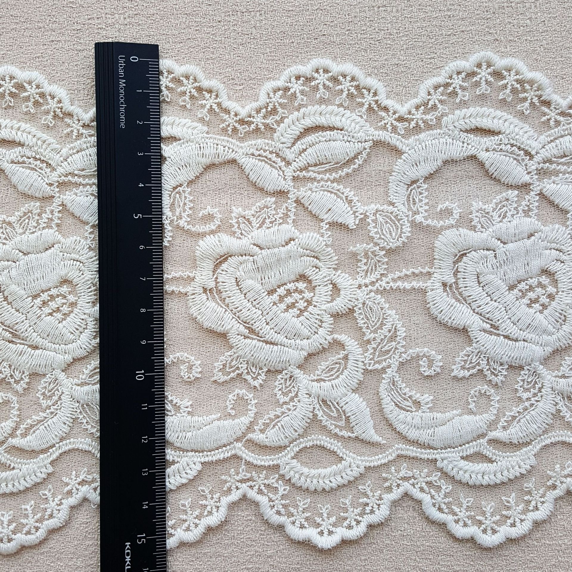 New Design 100% Cotton Embroidery Lace Flowers Mesh Embroidered Lace Trim