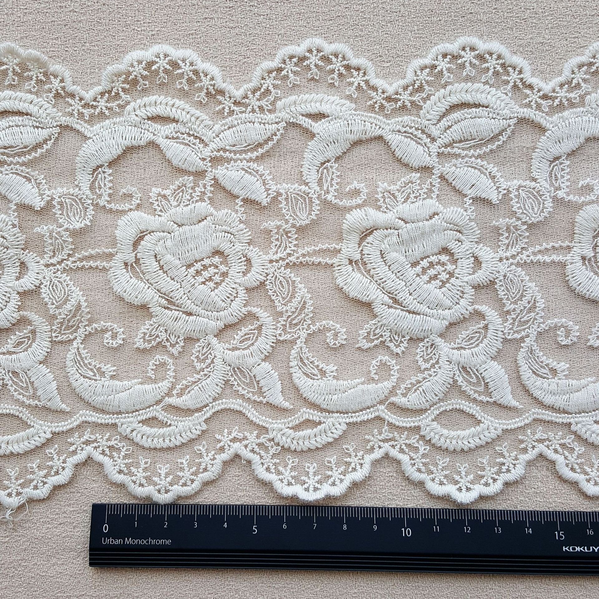 New Design 100% Cotton Embroidery Lace Flowers Mesh Embroidered Lace Trim