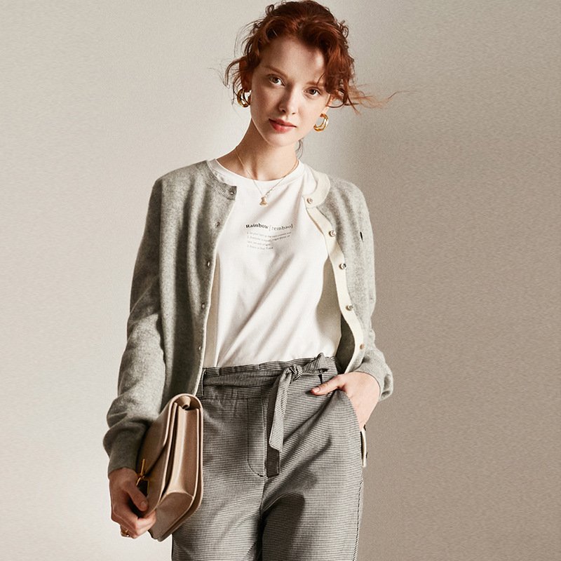 Cashmere Tops Women Cashmere Sweater Cardigan Small MOQ Custom Knitted Standard Winter Cock Bohemian Elderly Clothes Winter 210g