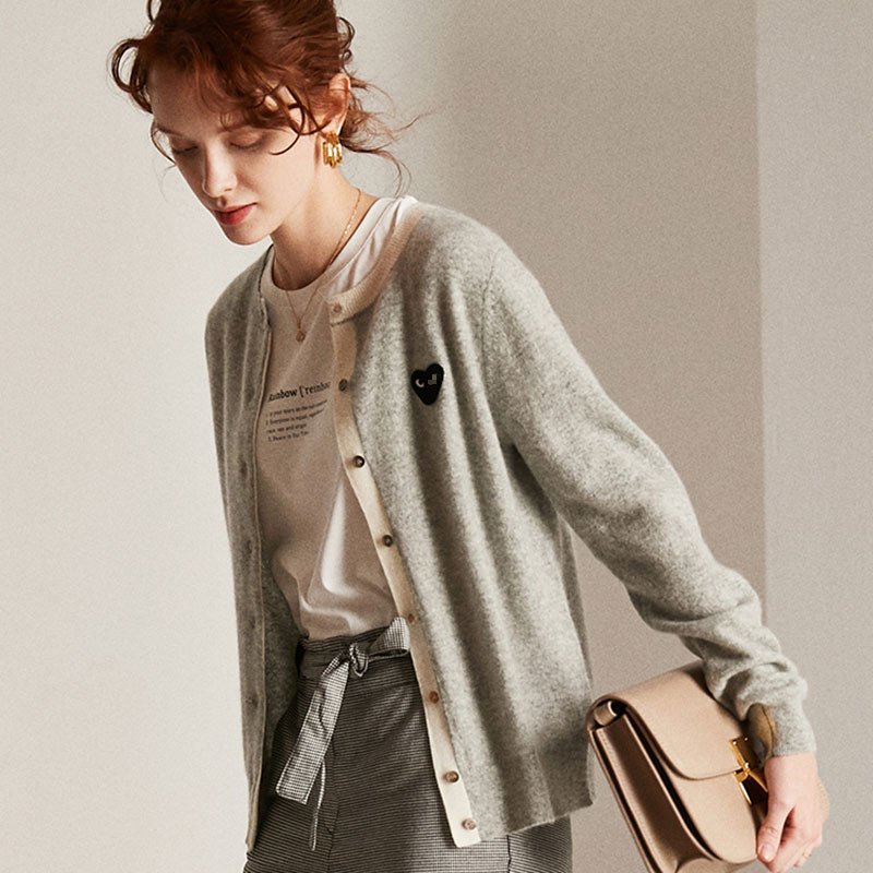 Cashmere Tops Women Cashmere Sweater Cardigan Small MOQ Custom Knitted Standard Winter Cock Bohemian Elderly Clothes Winter 210g