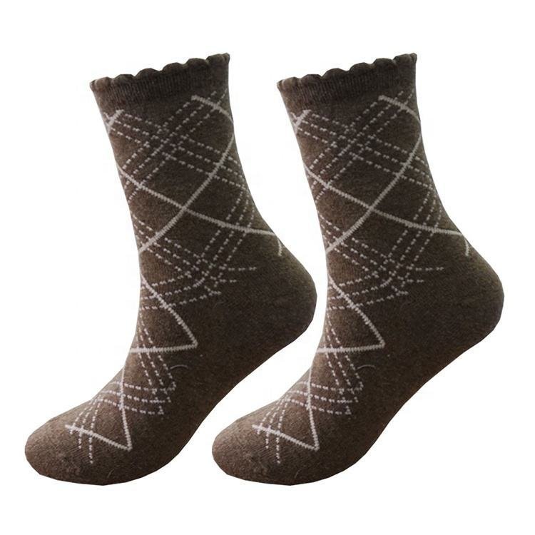 High quality custom brown weed leaf crew angora warm wool women socks