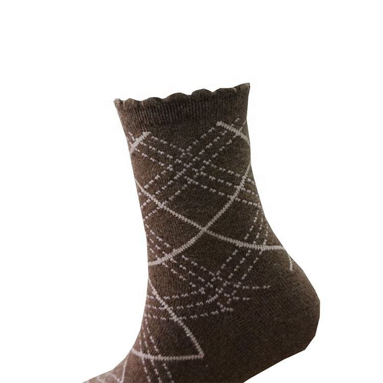 High quality custom brown weed leaf crew angora warm wool women socks