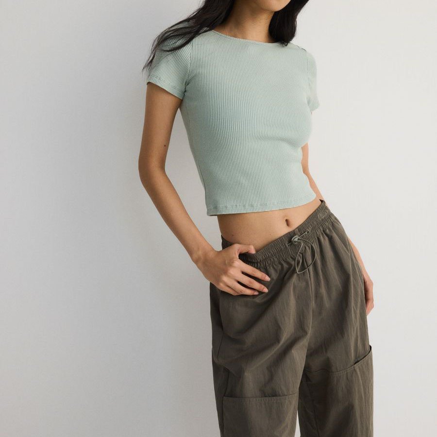 high quality Custom solid slim fit Rib knit deep back Tee For Women