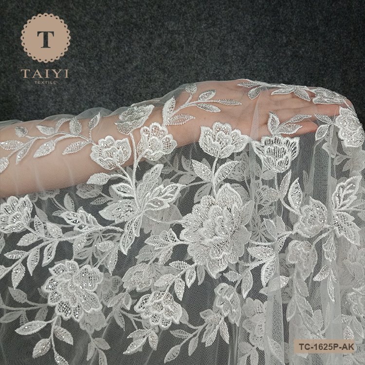 2018 Fashion High Quality French Lace Glitter Fabric Sequin Tulle Lace For Party Dress