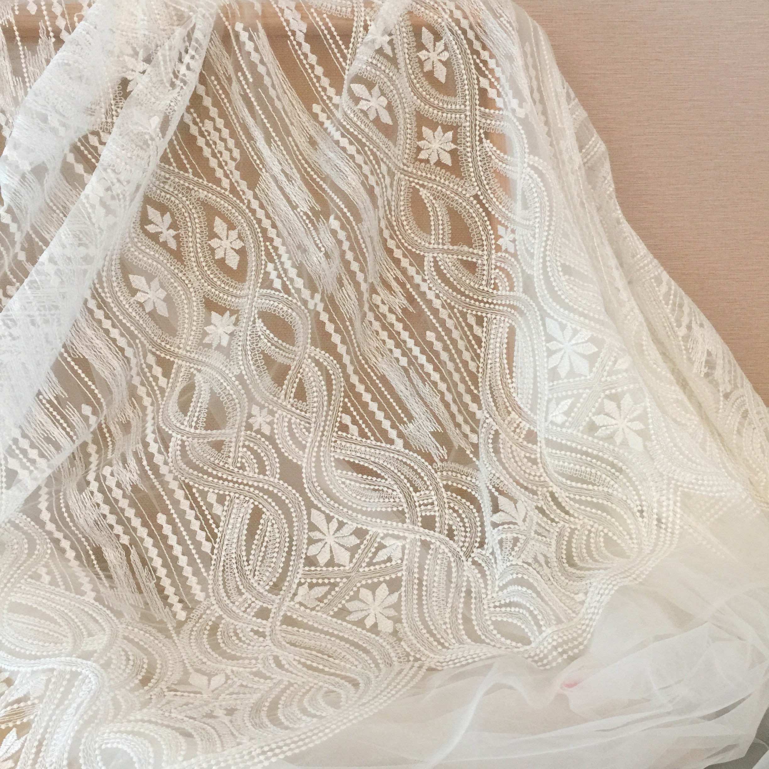 DELACE boho guipure lace fabric bohemian white lace fabric for weddingdress