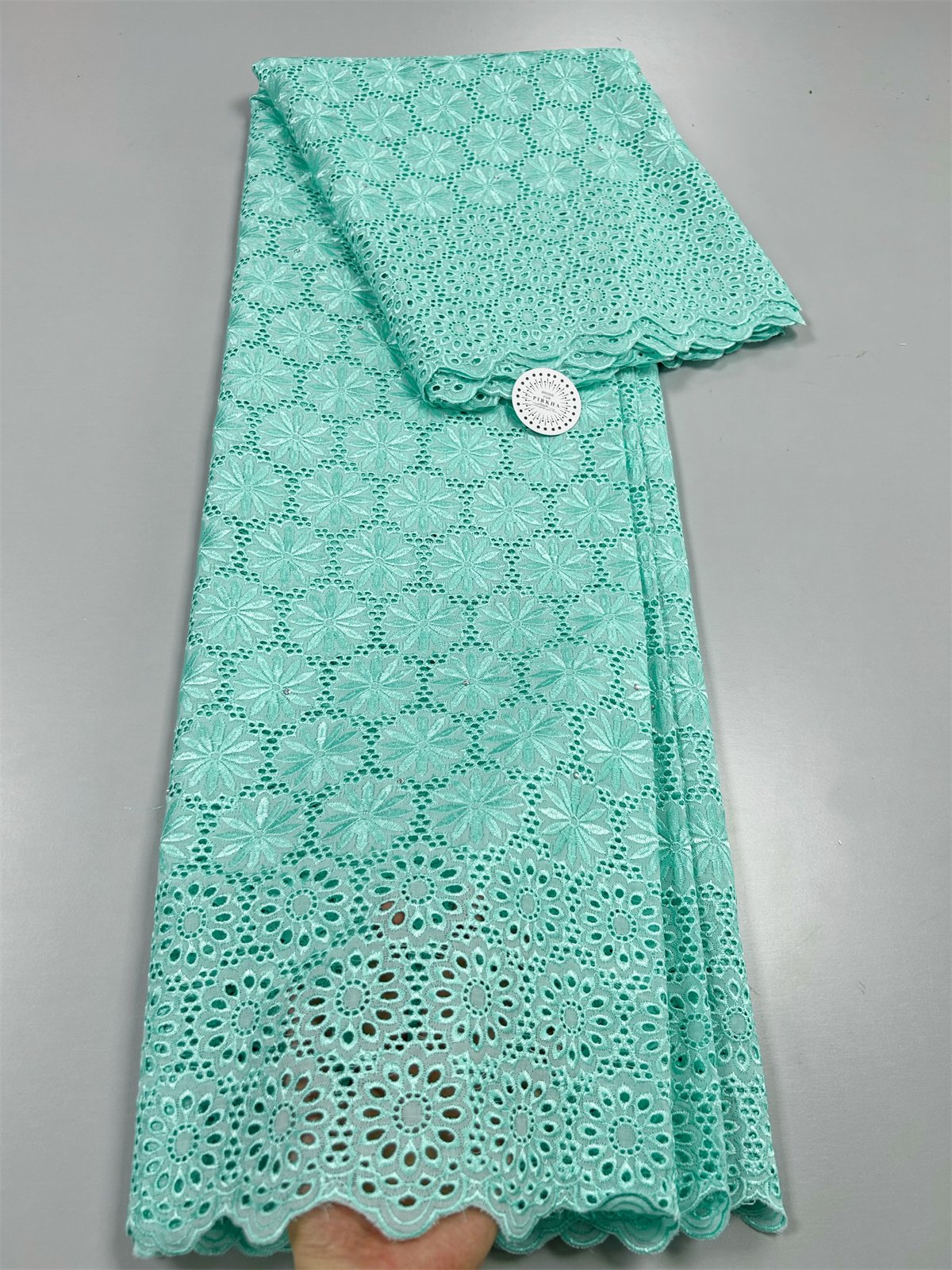 Wholesale price dry lace fabric african 2024 lace swiss lace 100% cotton embroidery fabric