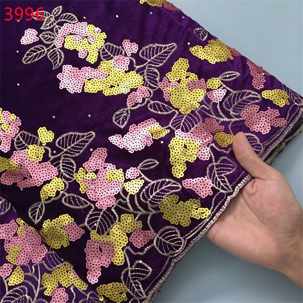 3996 Factory price luxury velvet lace with sequins embroidery fabric gold embroidery lace fabric for wedding dress
