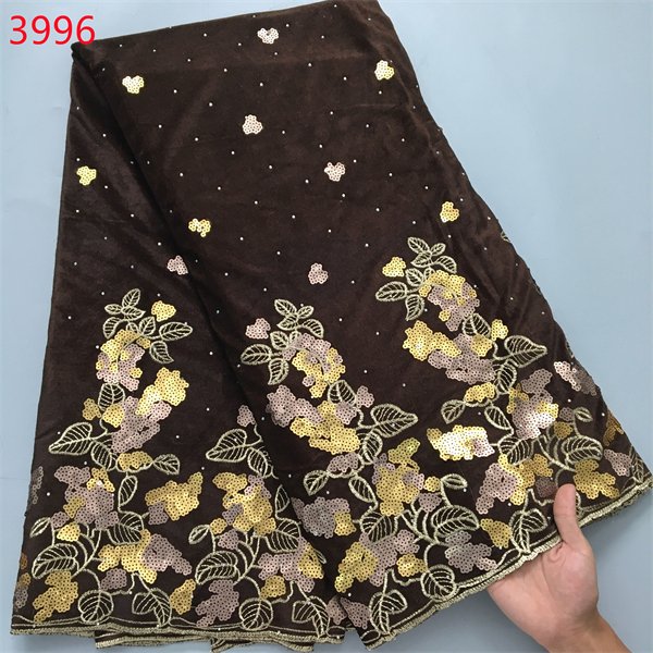 3996 Factory price luxury velvet lace with sequins embroidery fabric gold embroidery lace fabric for wedding dress