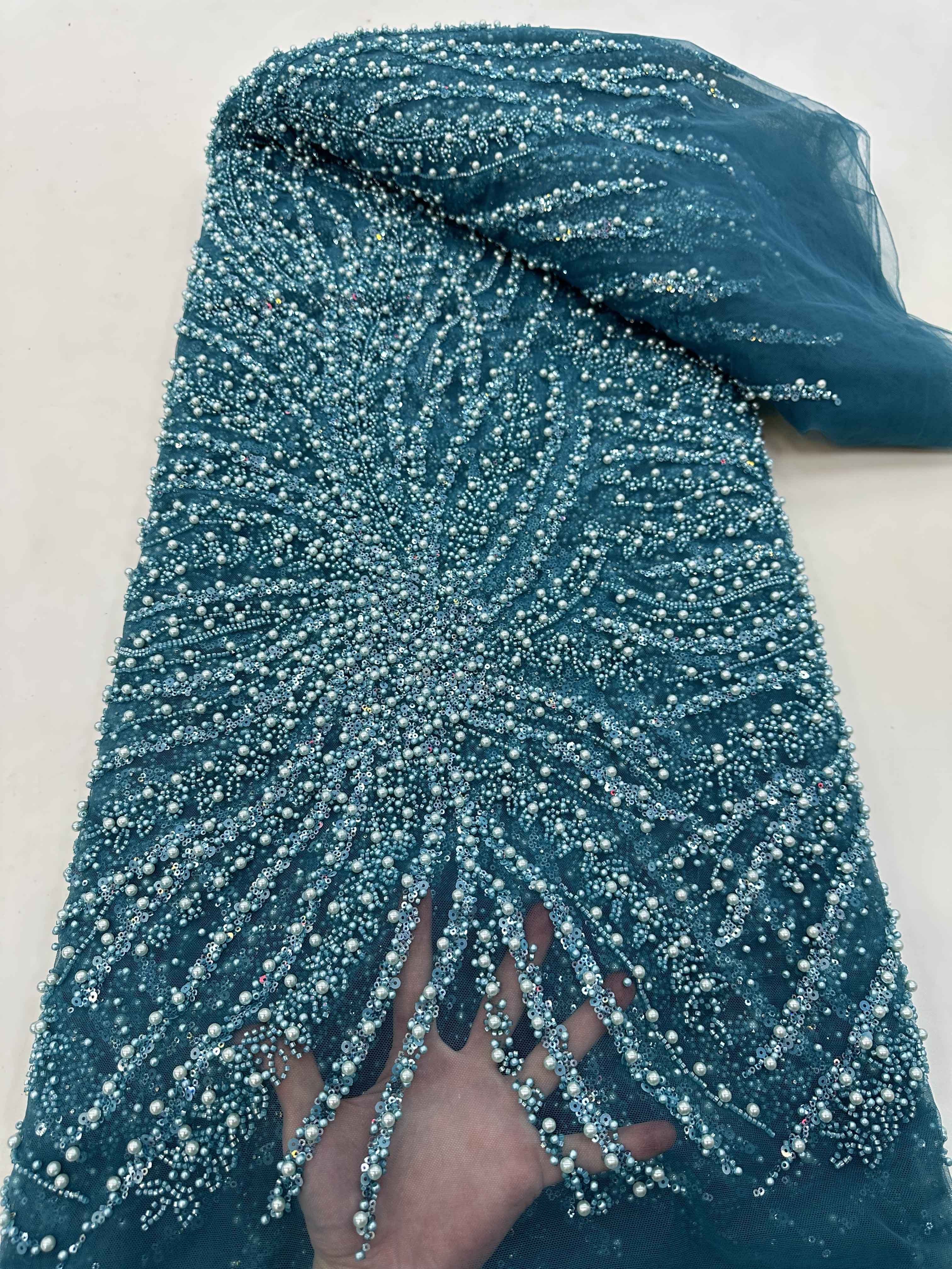 Hot Selling White and Gold Heavy Beaded Embroidery Pearls Lace Fabric with Sequins Decorative Feature for Wedding Usage