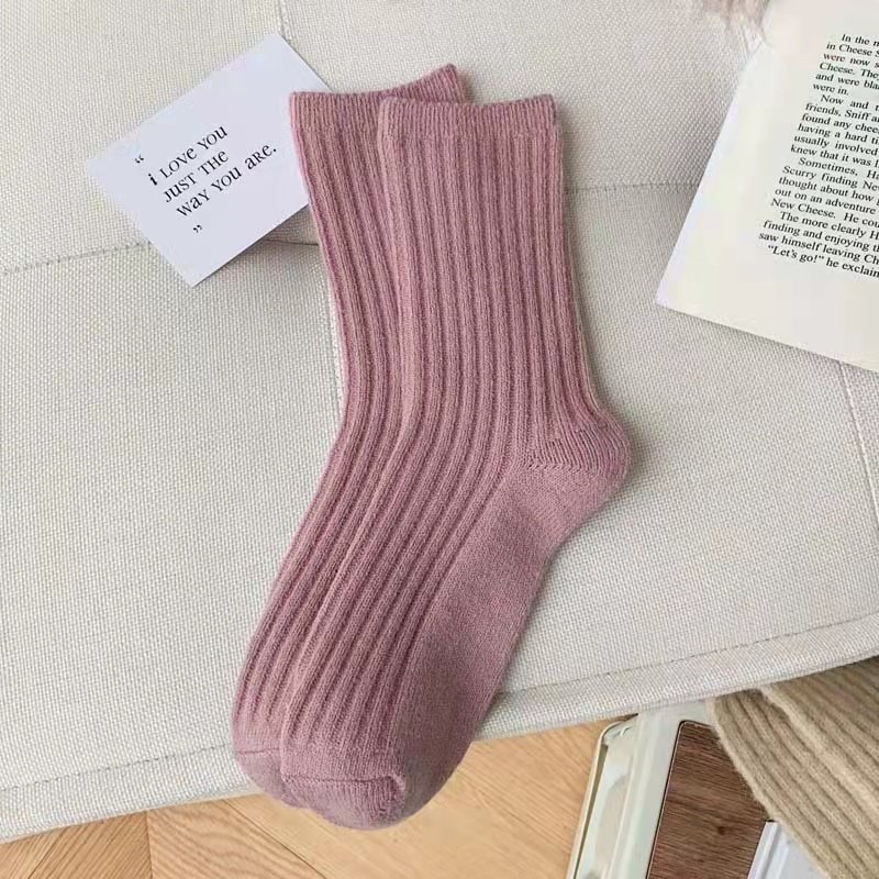 Wholesale cozy woollen socks unisex plain knit ribbed winter merino crew thick wool socks
