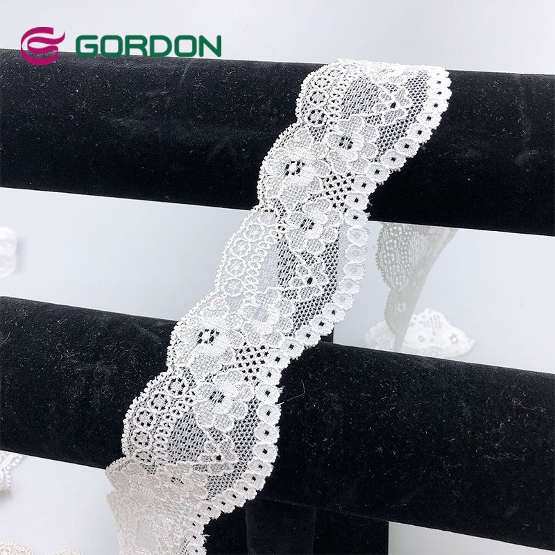 Factory Wholesale 4.5cm Natural White Lace Ribbon Large Flower Ribbon Lace Trim