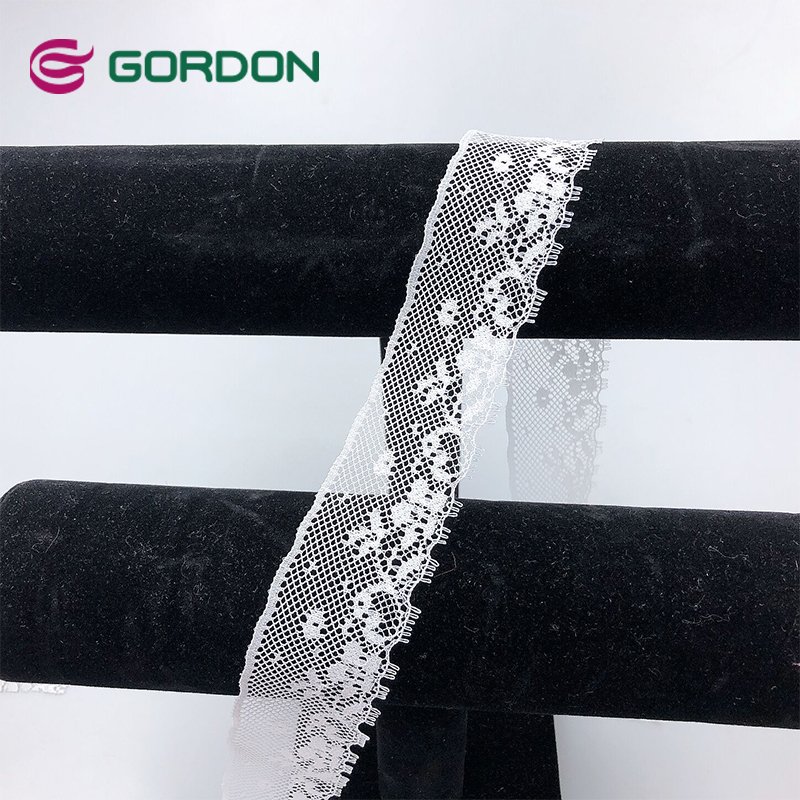 Factory Wholesale 4.5cm Natural White Lace Ribbon Large Flower Ribbon Lace Trim