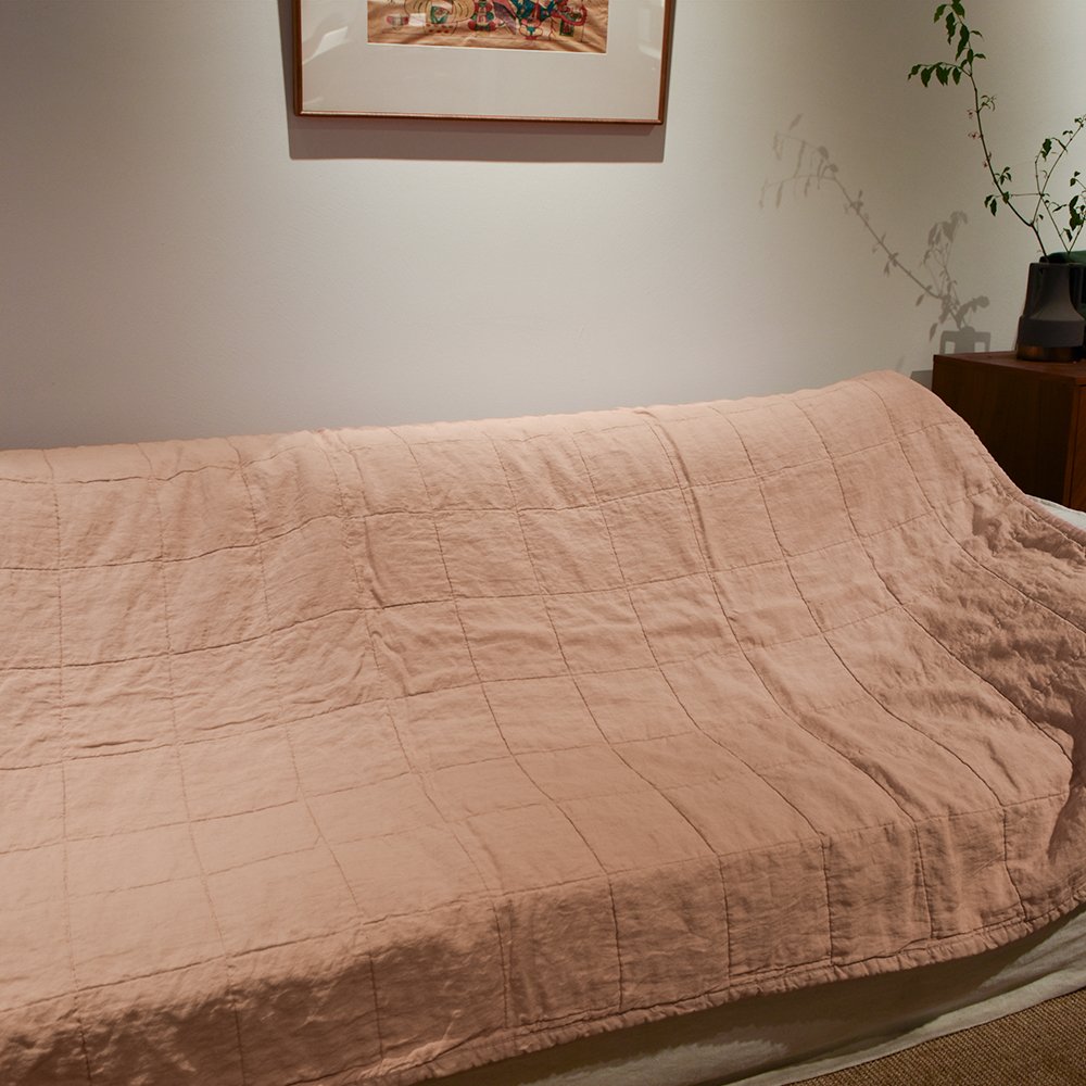European grown flax Stonewashed Linen Quilt with long fibers