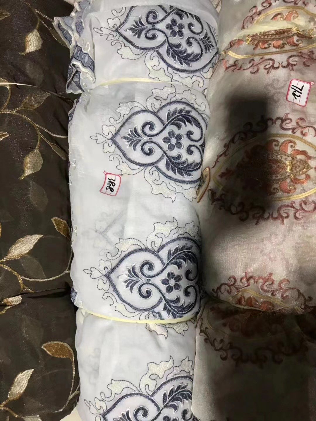 Luxury Design Velvet embroidery Lace 100% Polyester White Sheer Curtain Fabric Voile Factory Supply For The Living Room