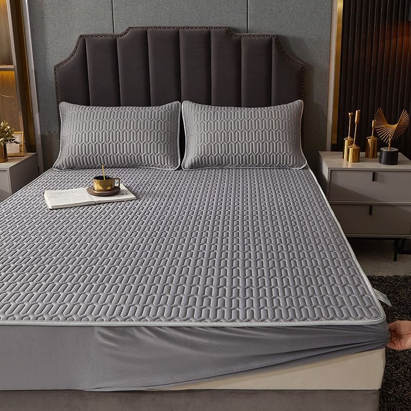 Queen size bed cover bolster single piece autumn mattress protector heat-insulating fixed all-inclusive factory direct wholesale