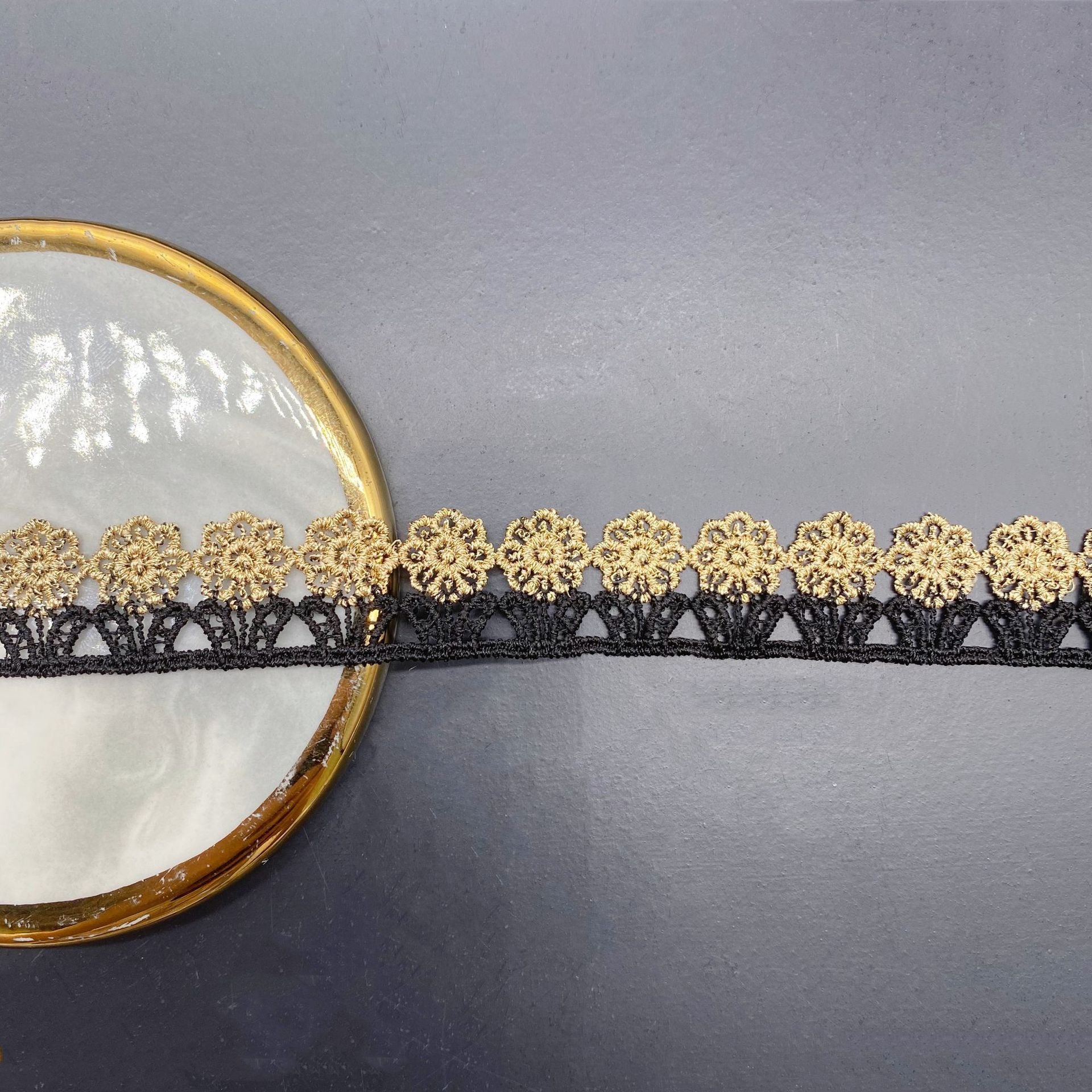 Width 3.6 cm Water Soluble embroidered gold white lace Single wave gold black lace trim For Dress Home textile