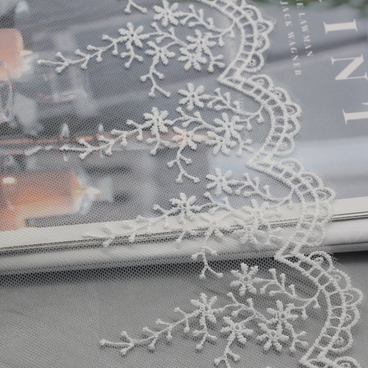 New Design Flower Embroidery Lace Trim Fancy Stretch Lace Trim Good Price Lace Fabric For Wedding Dresses