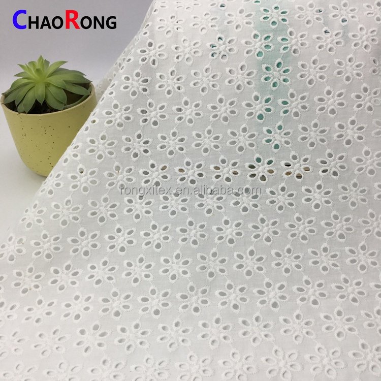Golden Supplier CRF0576 Ready Goods Eyelet Flower Lace 100% Cotton Embroidery Fabrics for Clothing Material