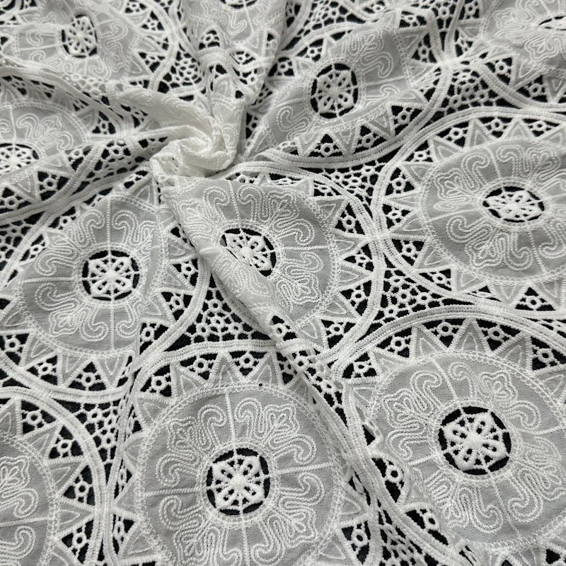 Wholesale Factory Floral Embroidery Fabric Georgette Fabric Silk Cutwork Fabric for Weddings