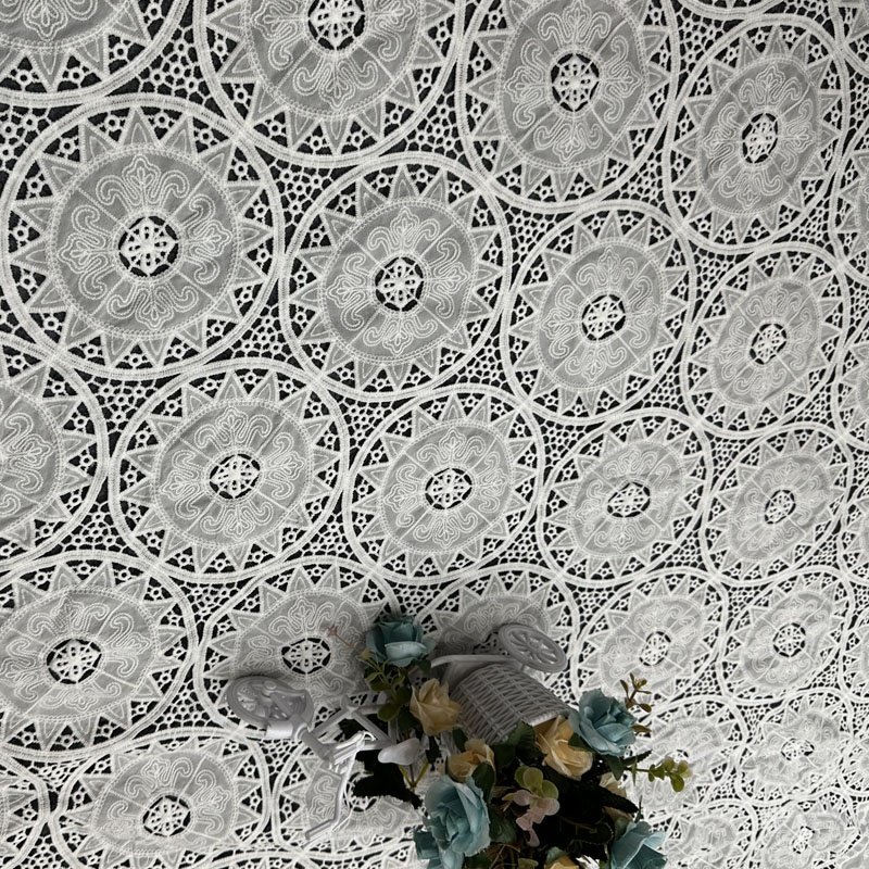 Wholesale Factory Floral Embroidery Fabric Georgette Fabric Silk Cutwork Fabric for Weddings