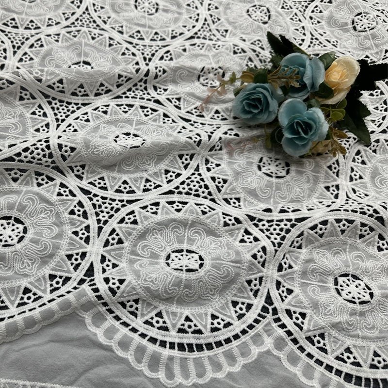 Wholesale Factory Floral Embroidery Fabric Georgette Fabric Silk Cutwork Fabric for Weddings