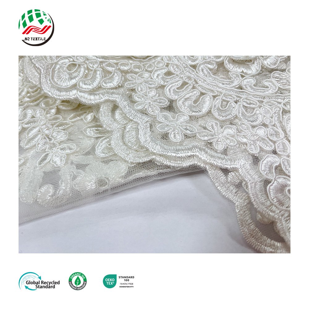 Lovely Design Stock Wedding Mesh Lace Fabric Embroidery for Dresses and Skirts