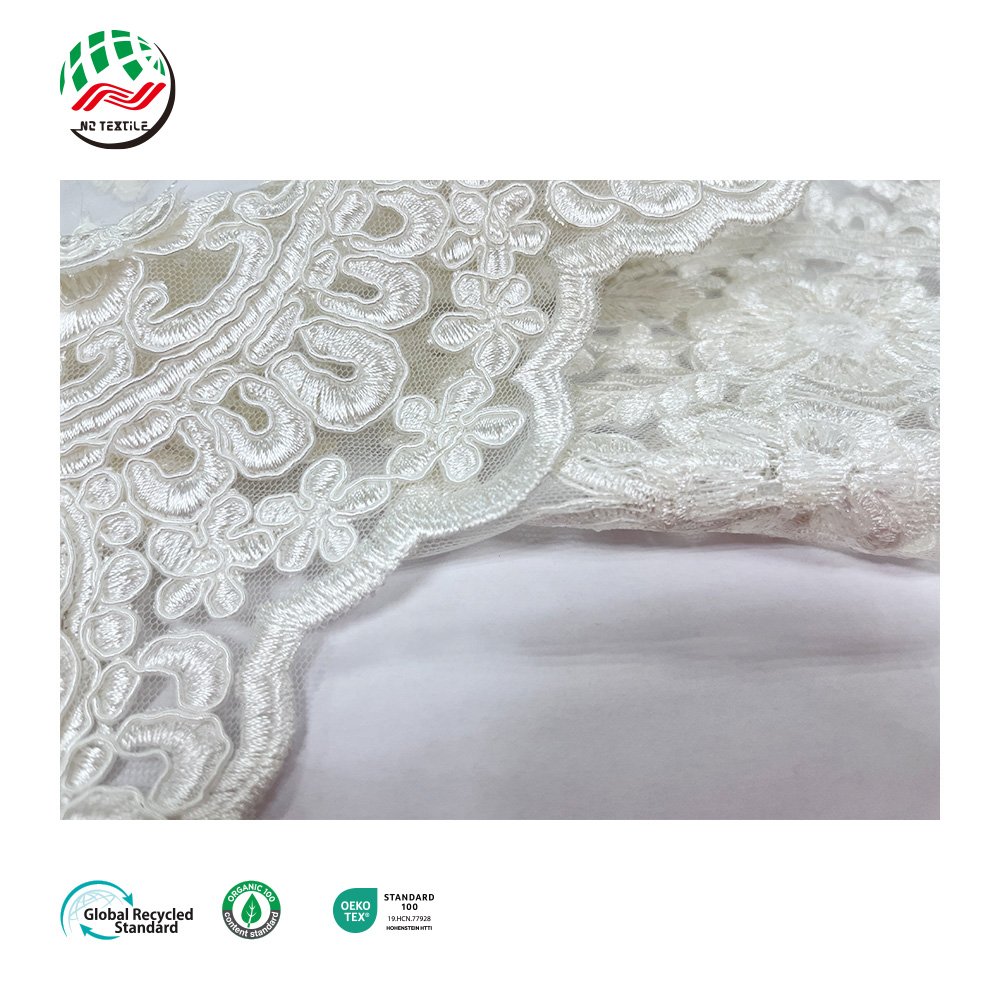 Lovely Design Stock Wedding Mesh Lace Fabric Embroidery for Dresses and Skirts